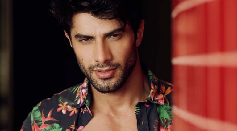 Renan Oliveira, modelo paulista