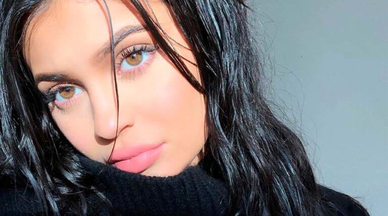 Kylie Jenner confirma el nacimiento de su hija