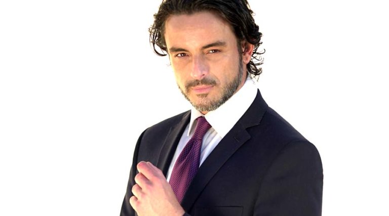 Bernard Bullen, actor español que triunfa en los Estados Unidos