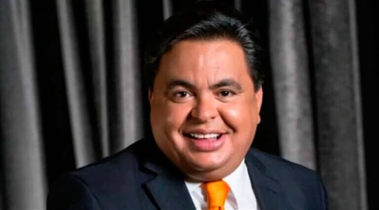 Una espectadora a Carlucho: “Ese programa sin ti no sirve”
