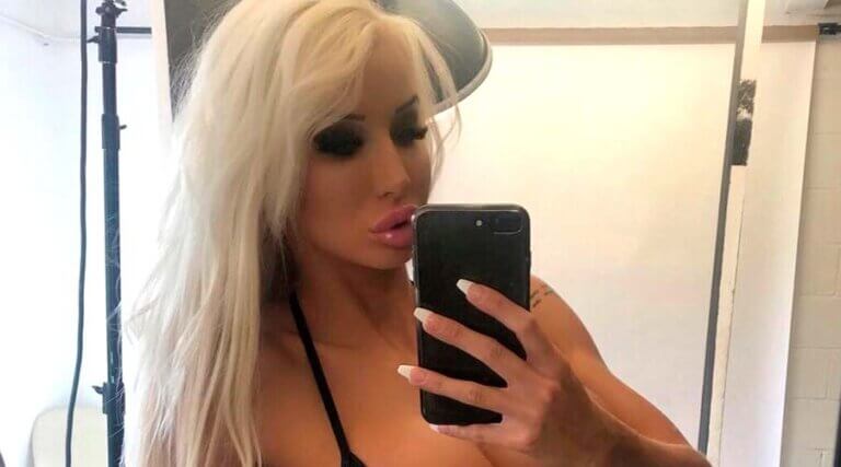 Conoce a Paulina Candy, la modelo que ha gastado $93 mil para parecerse a la muñeca Barbie