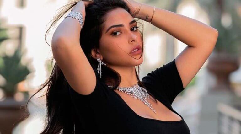 Ana Paula Saenz, rompiendo internet