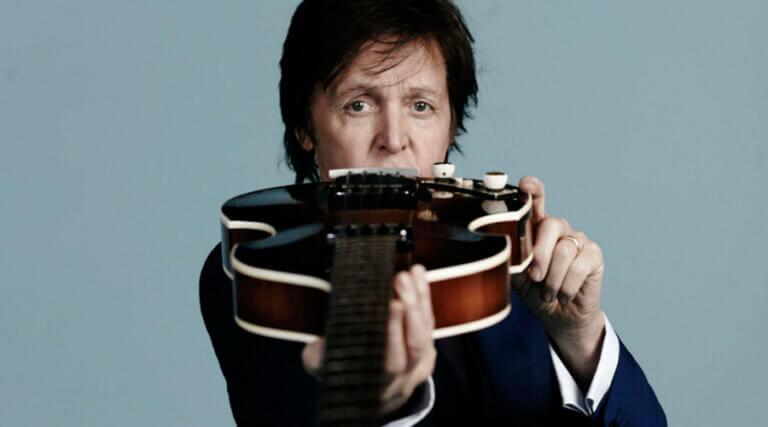 Paul McCartney, anuncia autobiografía para noviembre