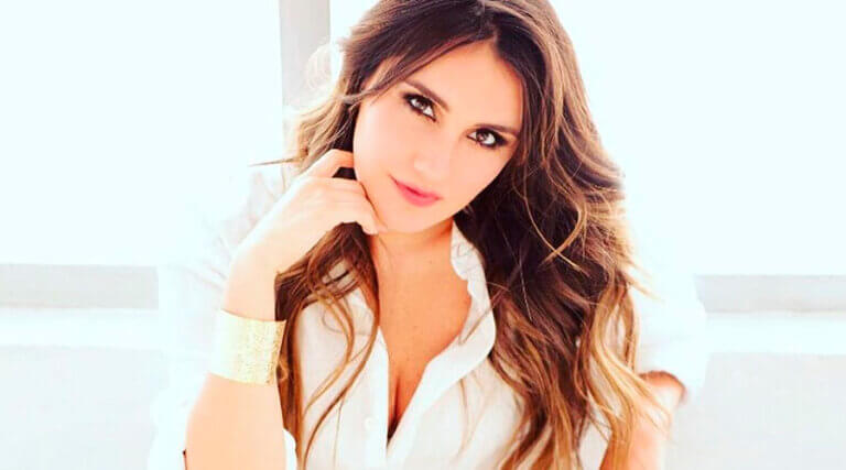 Dulce María, revela detalles de su vida maternal