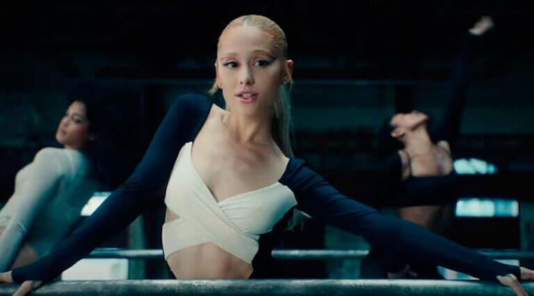 Ariana Grande anunció que lanzará “Yes, and?”, su nueva canción