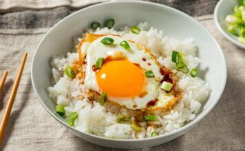 ¿El “equipo ganador”? Un médico revela los beneficios del arroz con huevo ¿El “equipo ganador”? Un médico revela los beneficios del arroz con huevo